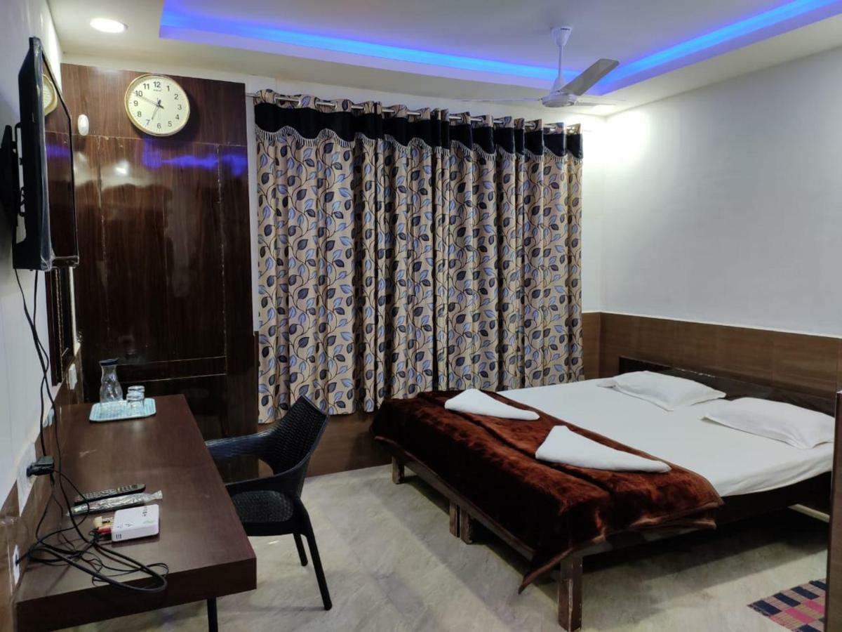 Hotel Sugam Karaikudi Kültér fotó
